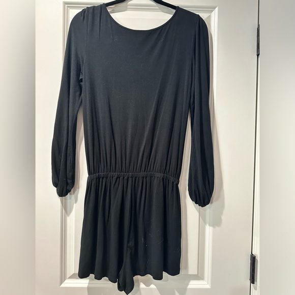 Comfy Romper - Picture 2 of 2